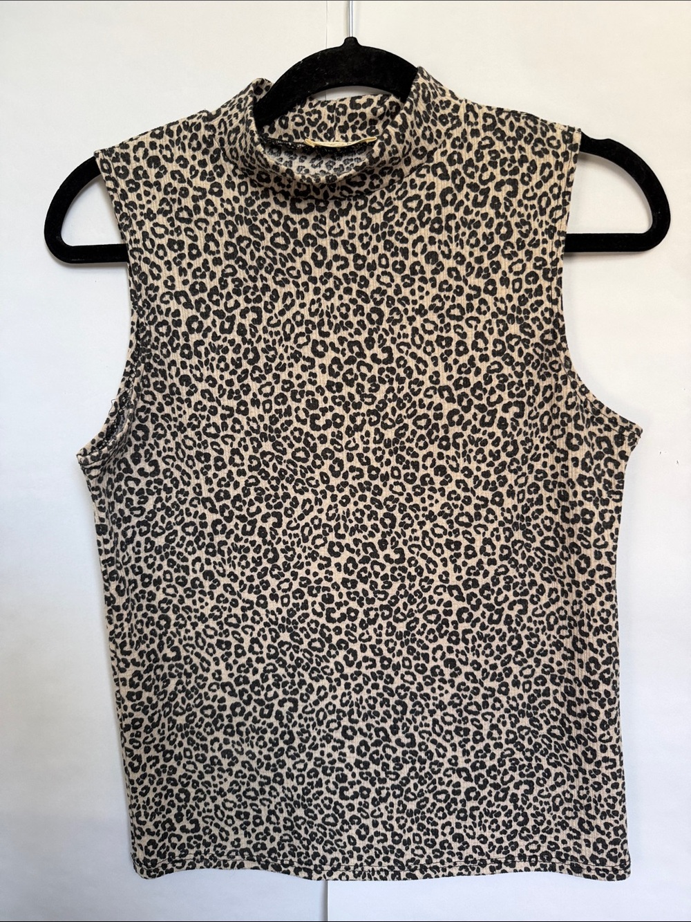 Olivia Rae Sleeveless Mock Neck Leopard Tank - Beige & Black